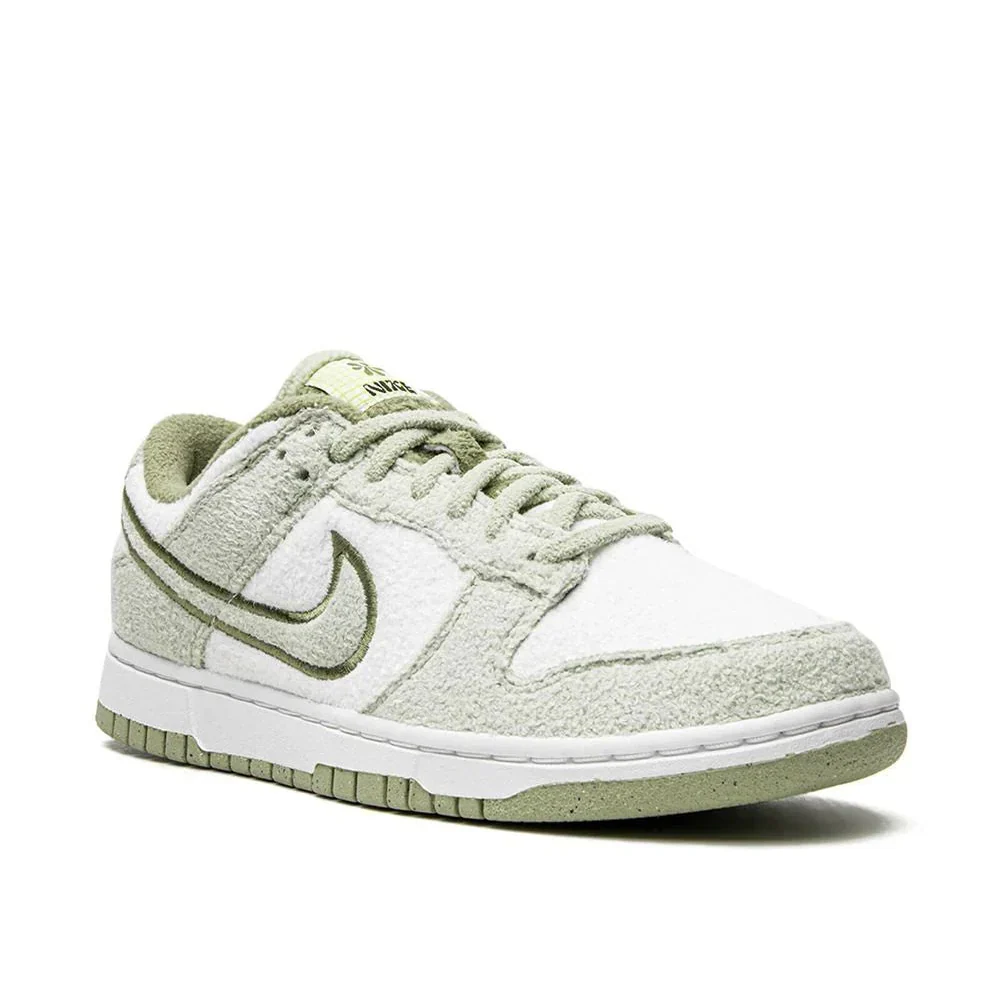 Nike Dunk Low SE "Fleece Pack - Honeydew"