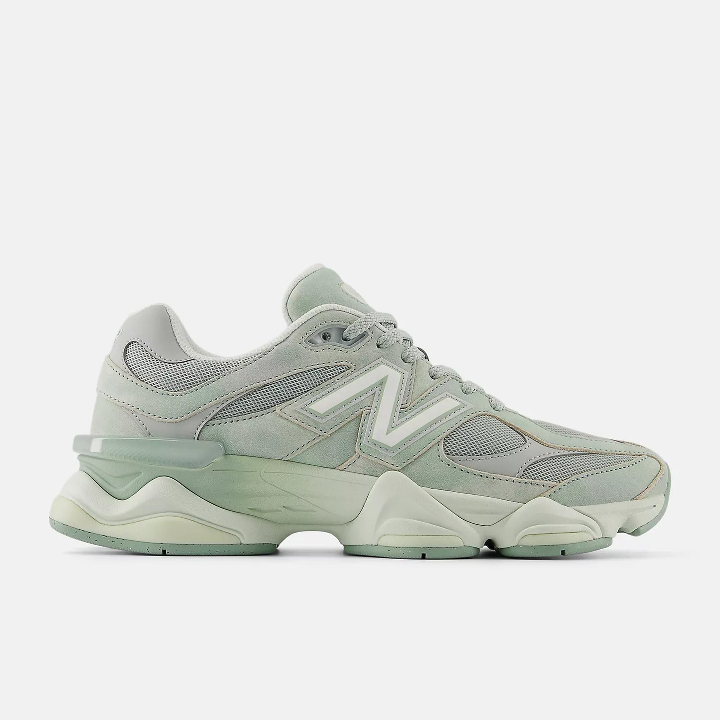 NB 9060 Unisex Trainers GREEN avec SEA SALT
